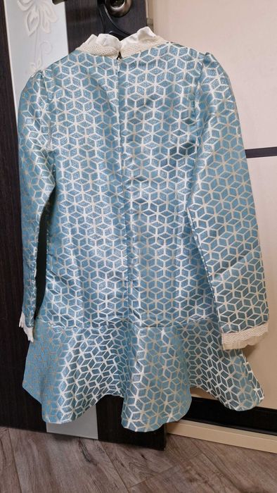 Плаття нарядне може бути Снігурка