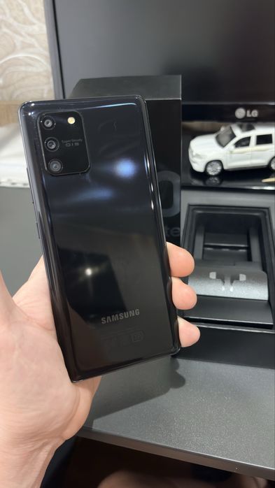 Продам Samsung s10 lite як новий!!!