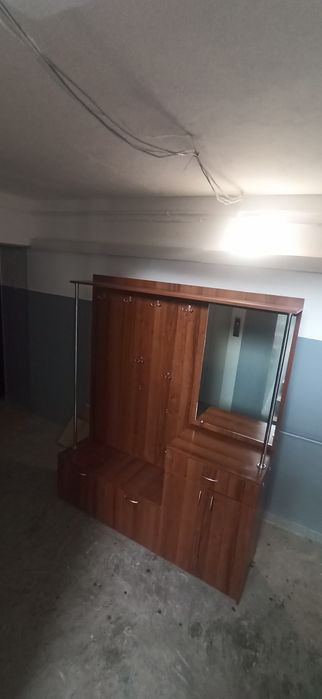 Меблі в передпокій