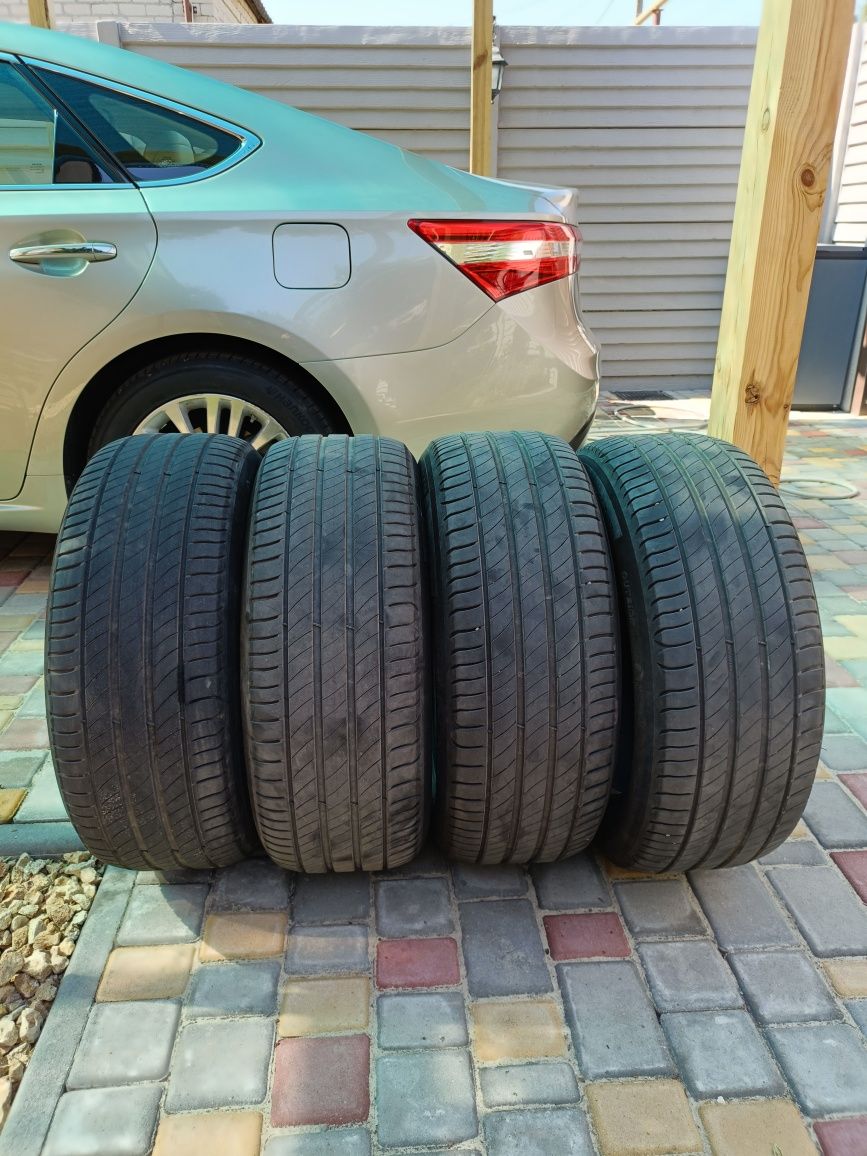 Резина Michelin Primacy 4  215х55/17 98W  Extra Load 4шт