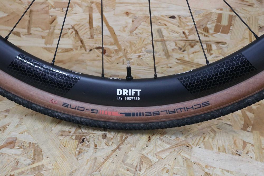 Rodas gravel carbono FFWD Drift