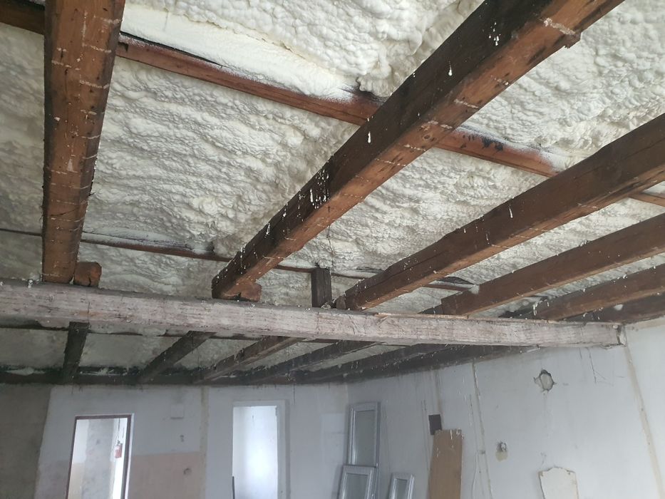 Ocieplanie Natryskowe Pianą Pur  Michalski Rafał