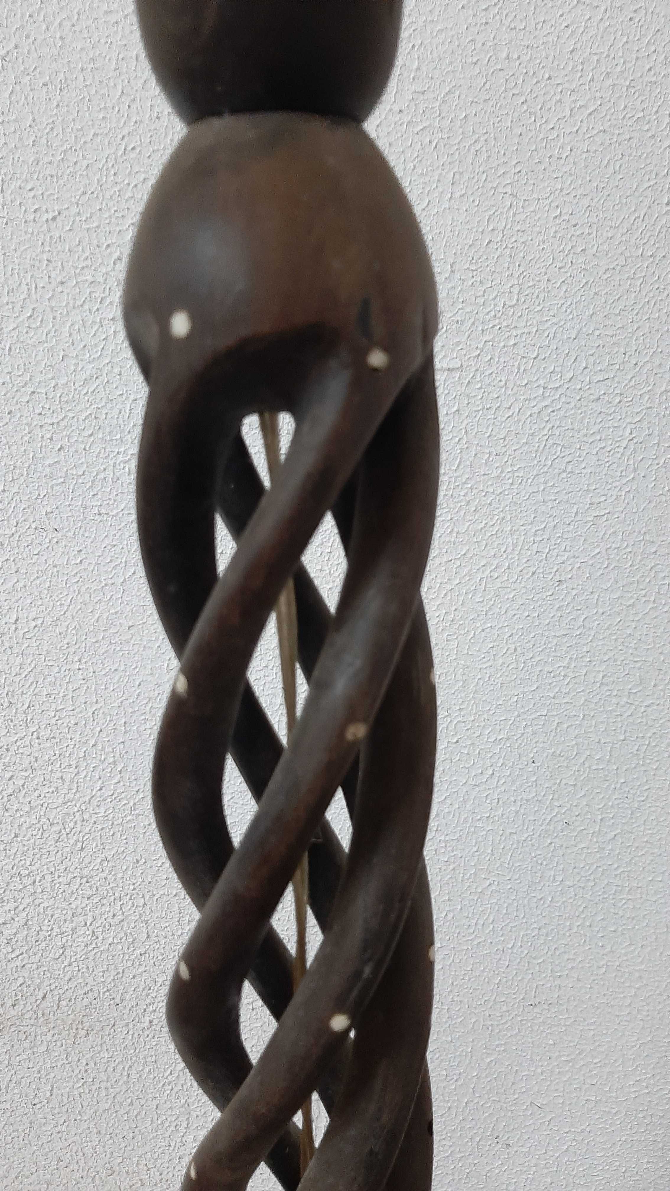 Candeeiro pé alto em pau preto, artesanato Moçambique, anos 60