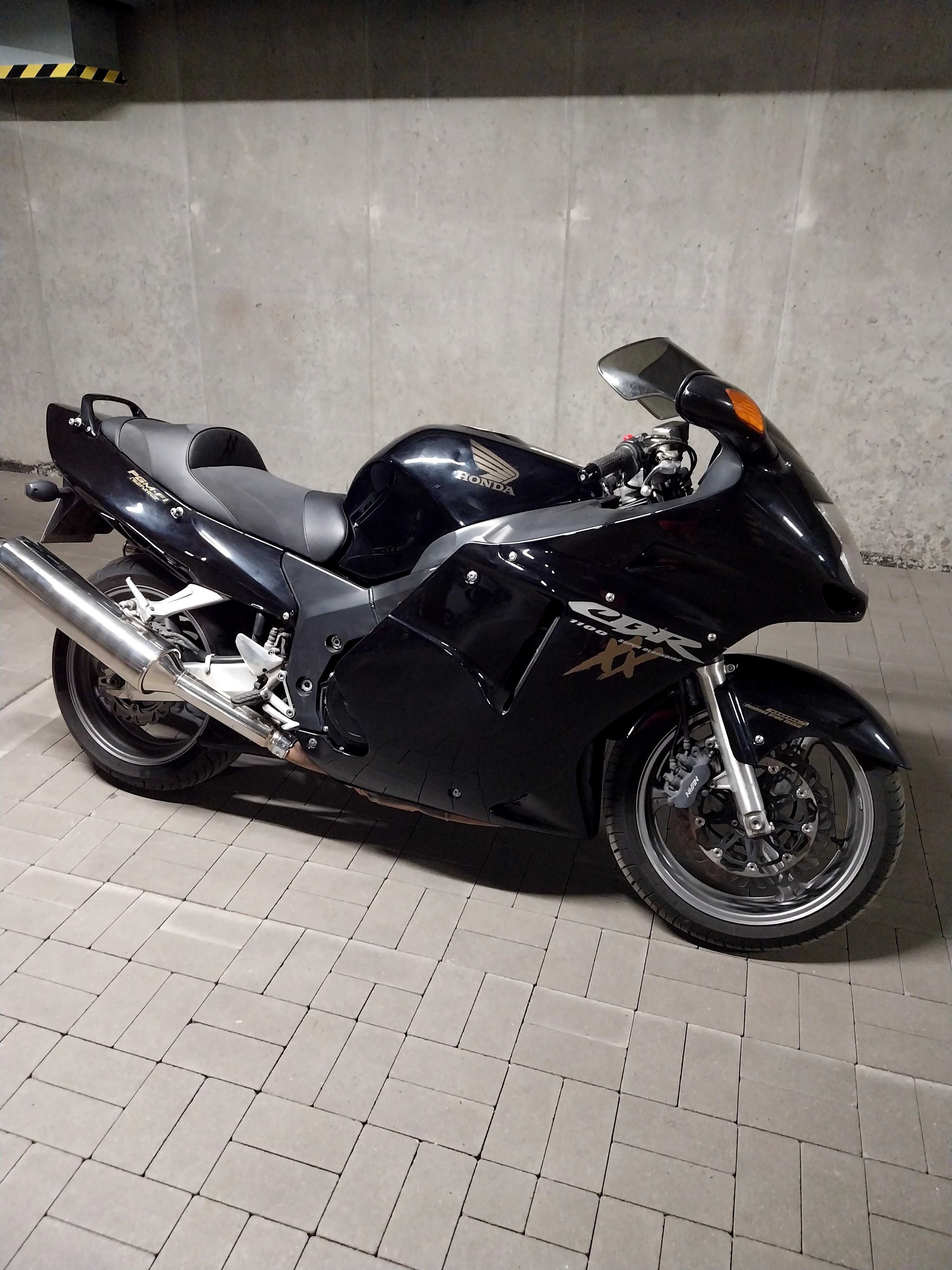 Honda CBR 1100XX Blackbird