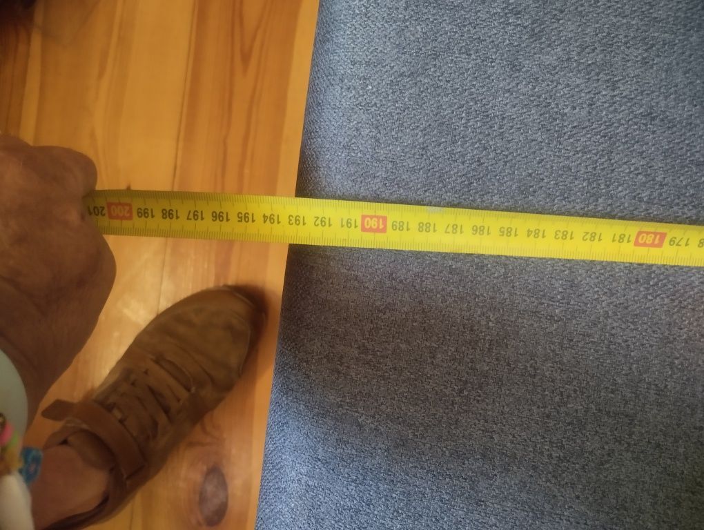 mała wersalka sofa z funkcją spania