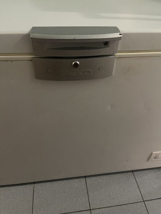 Морозильна камера Beko