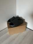yeezy slide „dark onyx”