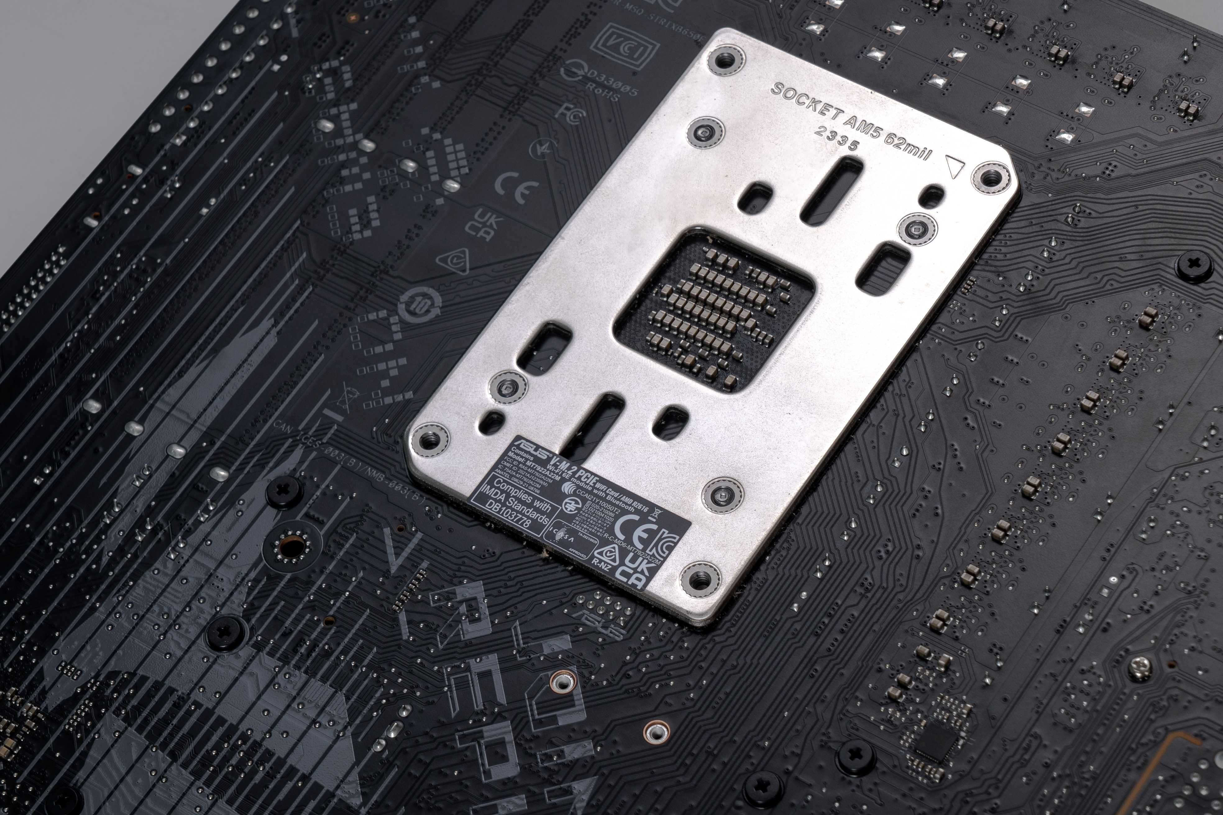 Материнська плата STRIX B650E-F GAMING WiFi/Гар 3 міс/SiliconFox