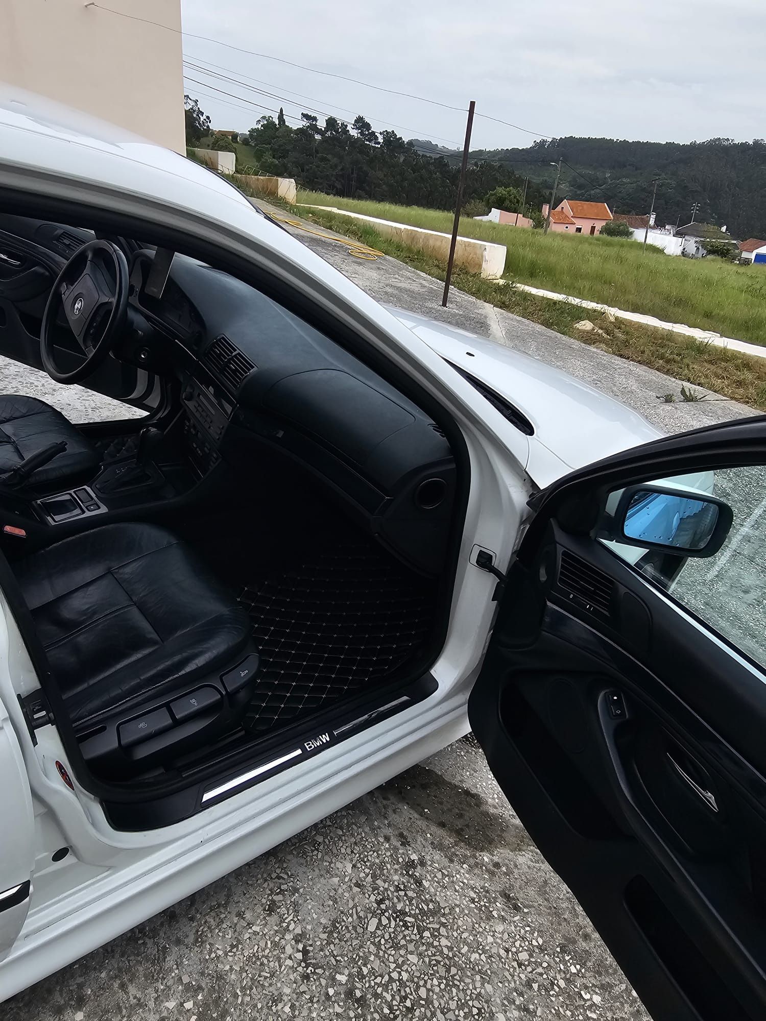 BMW 525 TDS Impecável