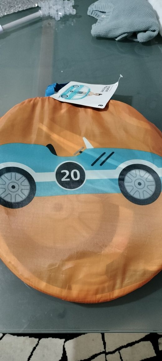 Tenda para brincar de criança