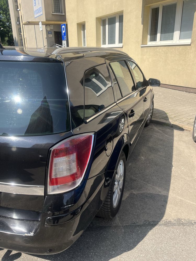 Opel Astra H, 2008rok, 1,7cdti.