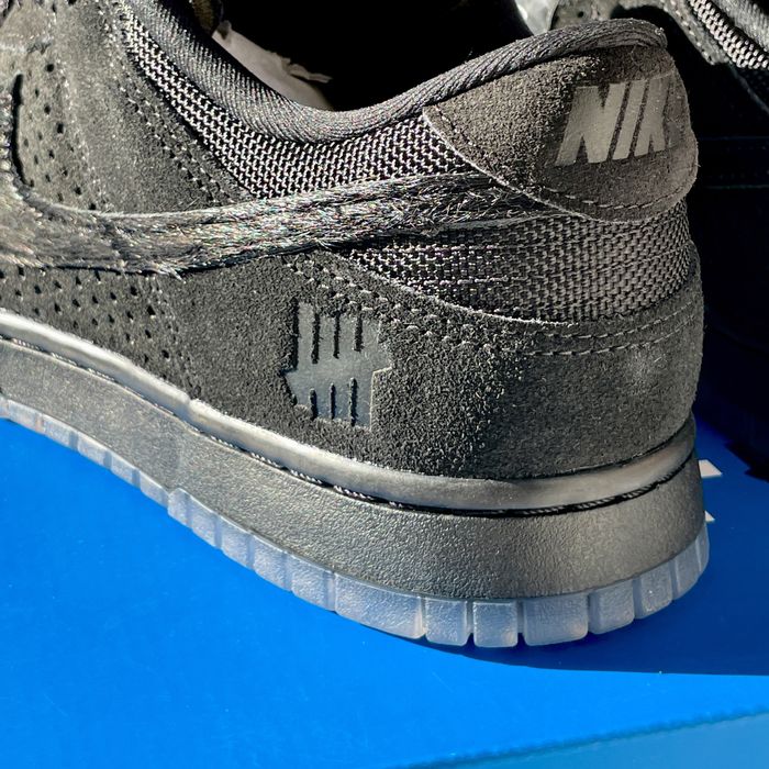 Nike Dunk Low SP x Undefeated 5-On-it Raro