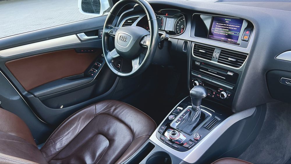 Audi A4 Quattro Premium Plus S-Line