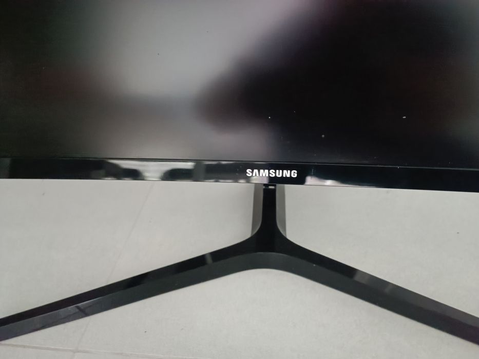 Monitor Samsung C24RG50FQUX [144Hz, FreeSync]