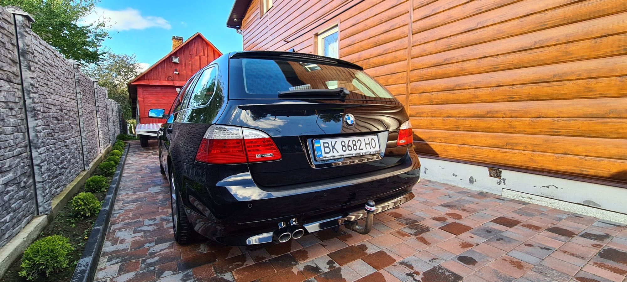Продам BMW E 61 пригнану з Німеччини в ідеальному стані , обслужену