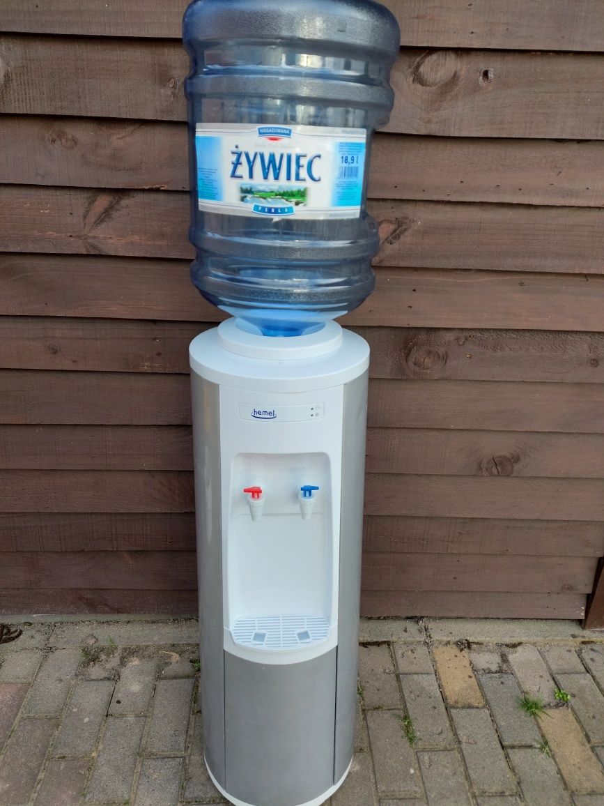 Dystrybutor do wody jak nowy