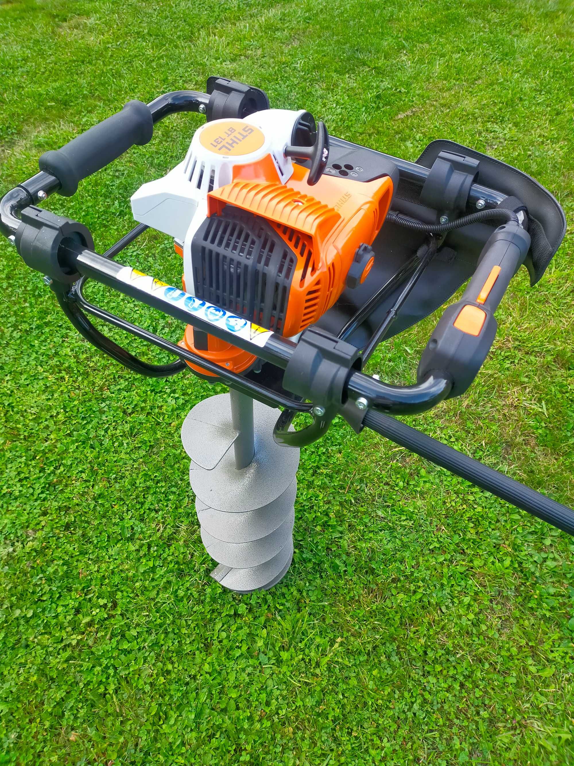 * WYNAJEM * Wiertnica glebowa stihl bt131