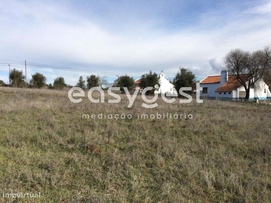 Terreno Rústico situado na Freguesia de Figueira e Barros