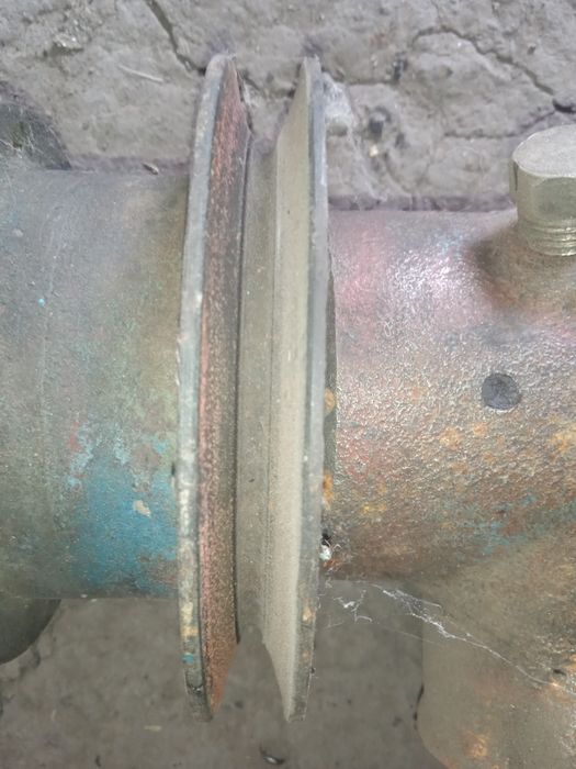 Продам помпу МТЗ 80 СРОЧНО