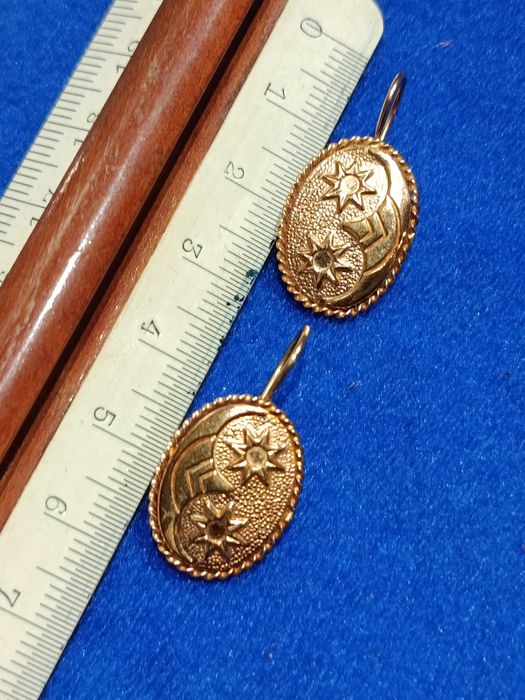 Brincos Antigos Ouro Português contrastado 2 cm 2 gr