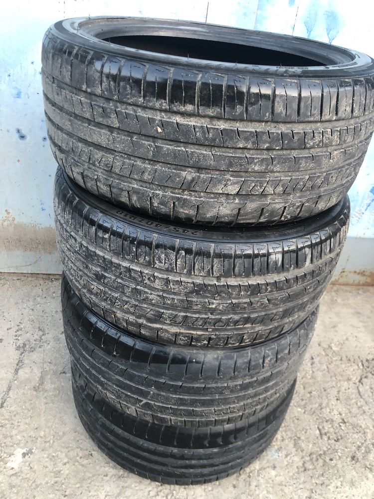 Резина 245/40r18