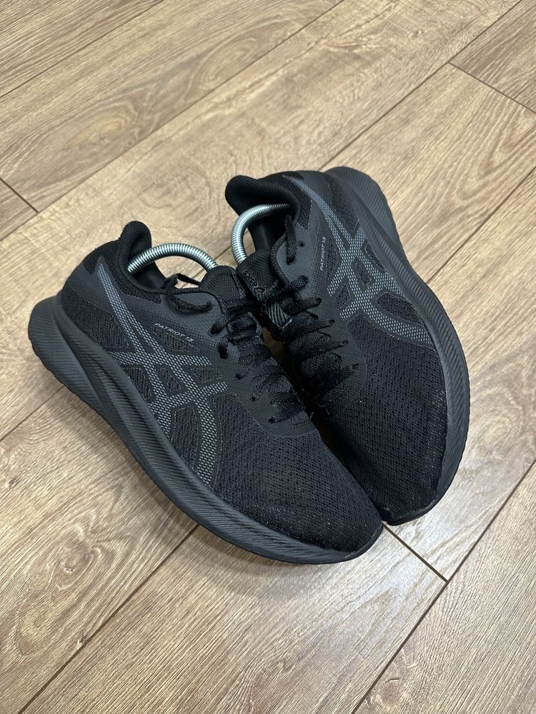 Бігові кросівки Asics patriot 13 42.5