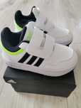 Buty dla chłopca 25 Adidas