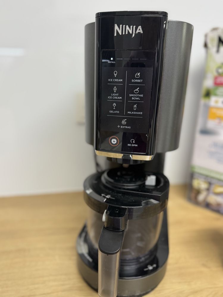 Ninja CREAMi NC300EU maszynka do lodow lodziarka