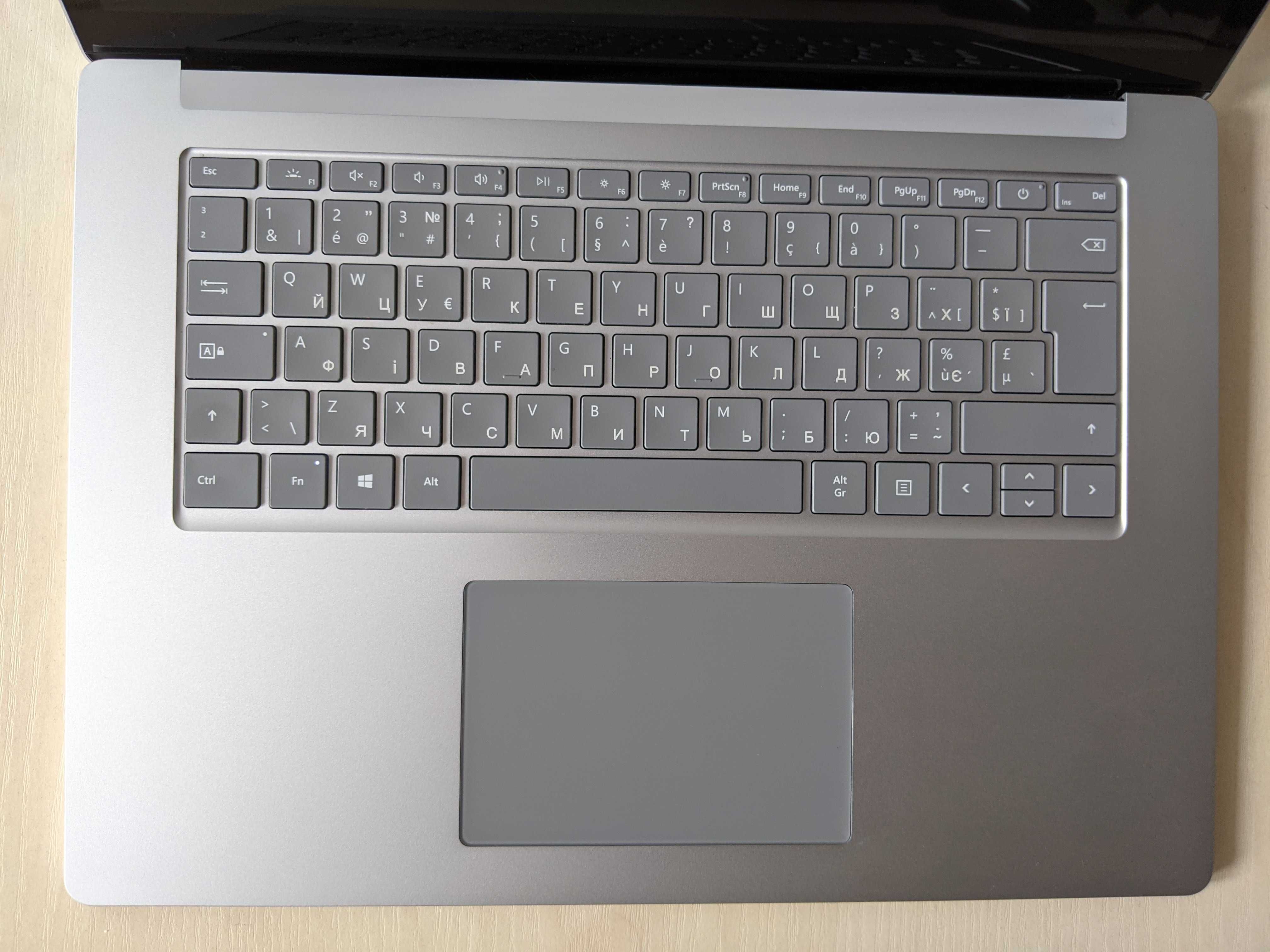 15,6 Microsoft Surface Laptop 3 1872 - i5-1035G7 IPS Touch стан нового