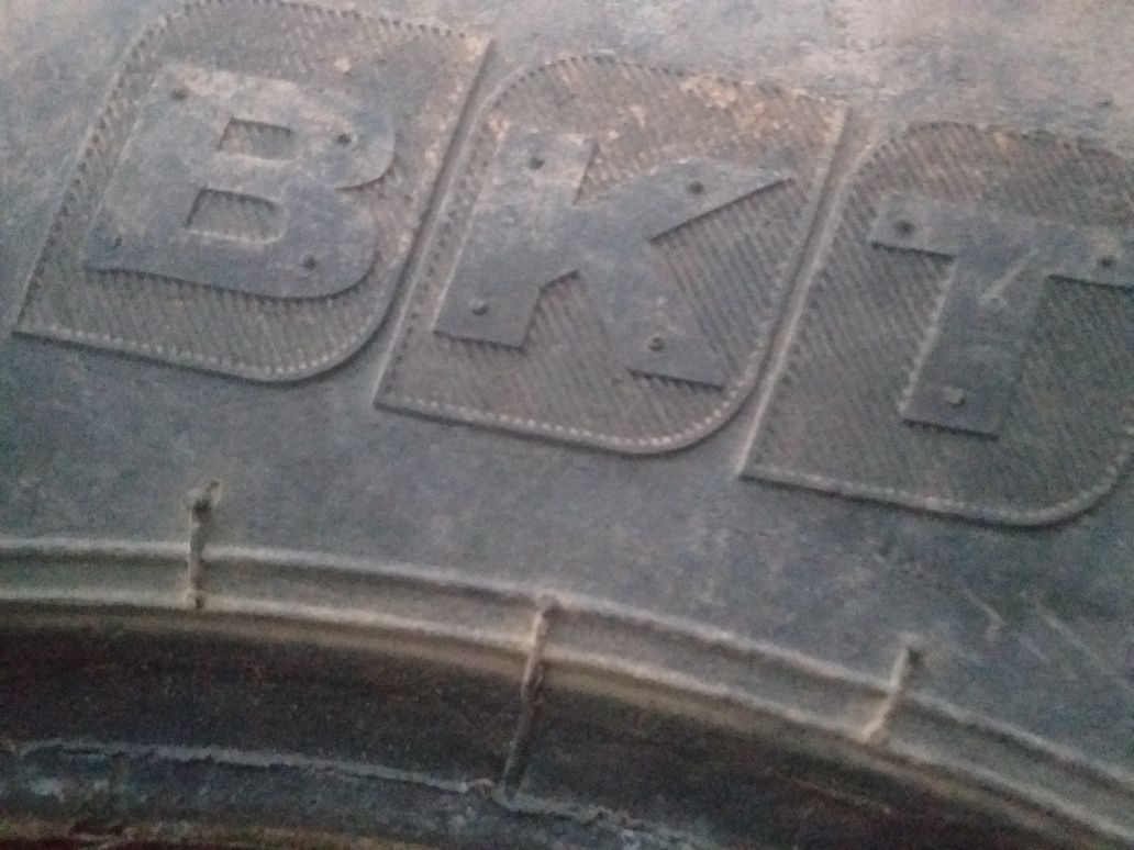 BKT 12.5-20 opony rolnicze budowlane