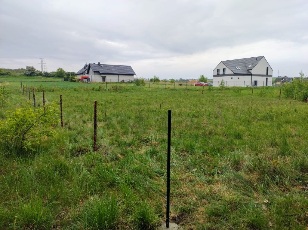 Działka budowlana w Lędzinach 827m2