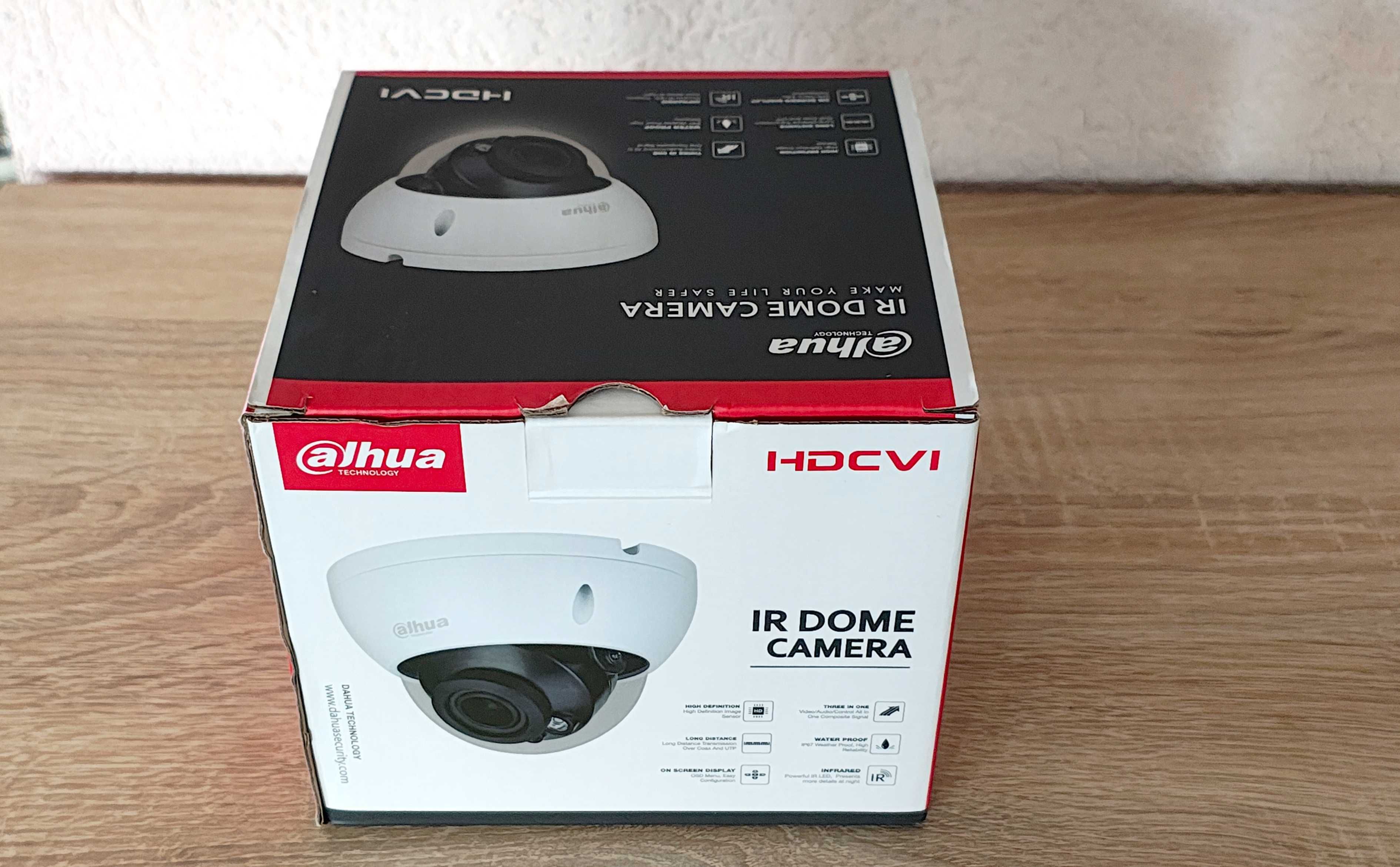 Відеокамера з моторизованим об'єктивом  Dahua DH-HAC-HDBW1200RP-Z