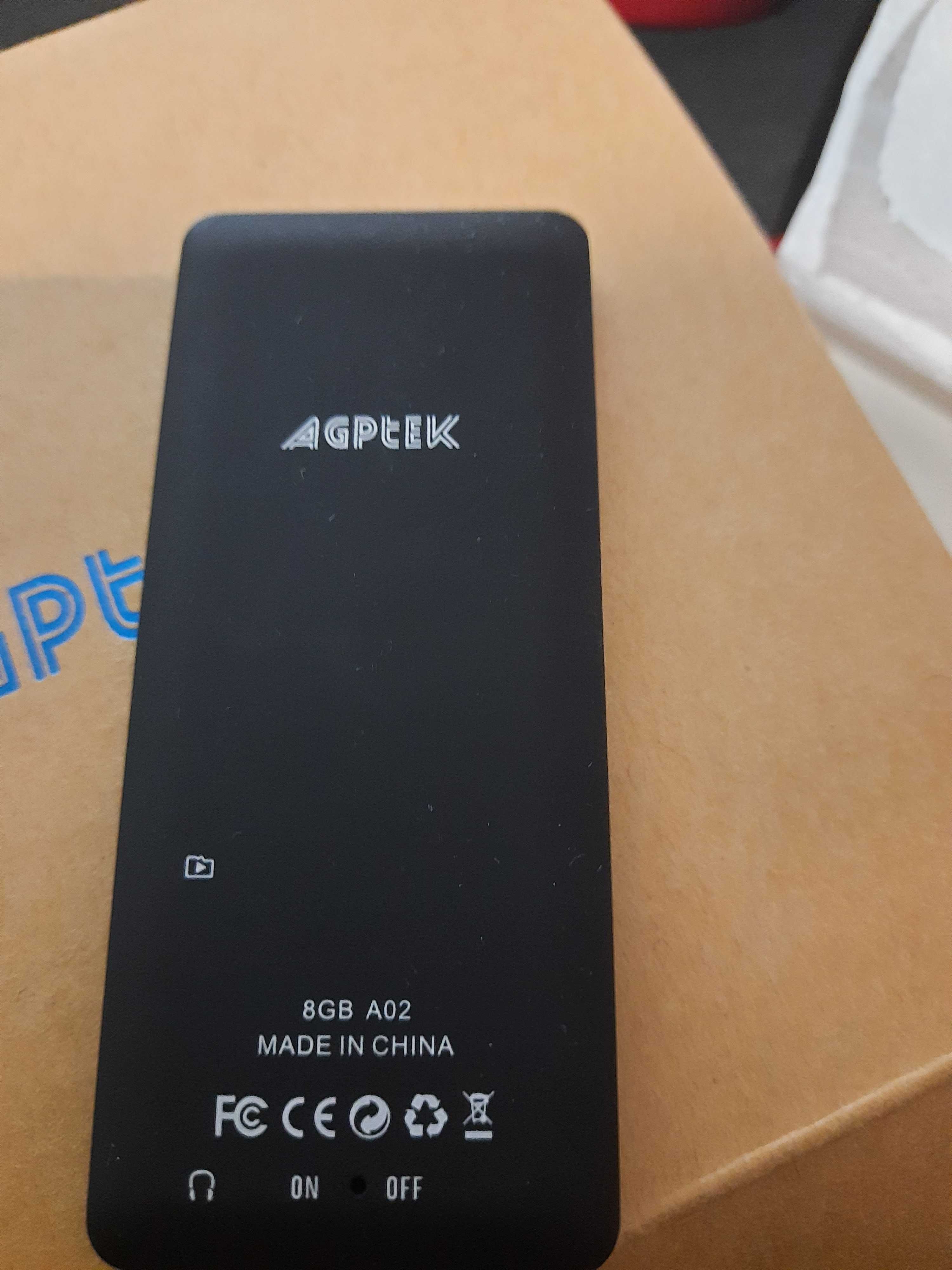 AGPTEK A02 Leitor de MP3, 8 GB Memória Novo ""   - PRETO OU AZUL