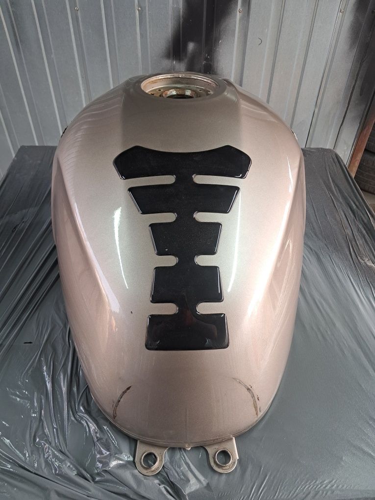 Zbiornik paliwa bak paliwa suzuki gsx  inazuma 750