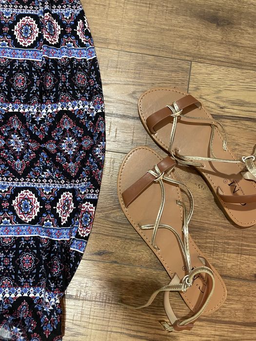 Босоніжки, сандалі на літо з мʼякою підошвою