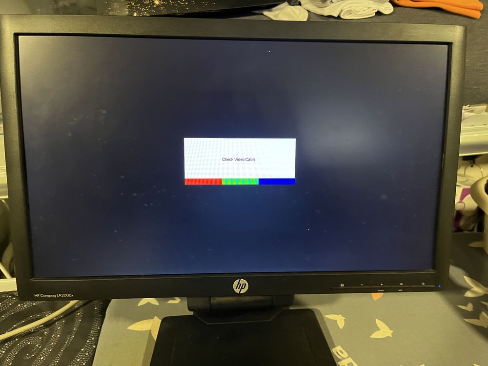 Monitor HP 44x25