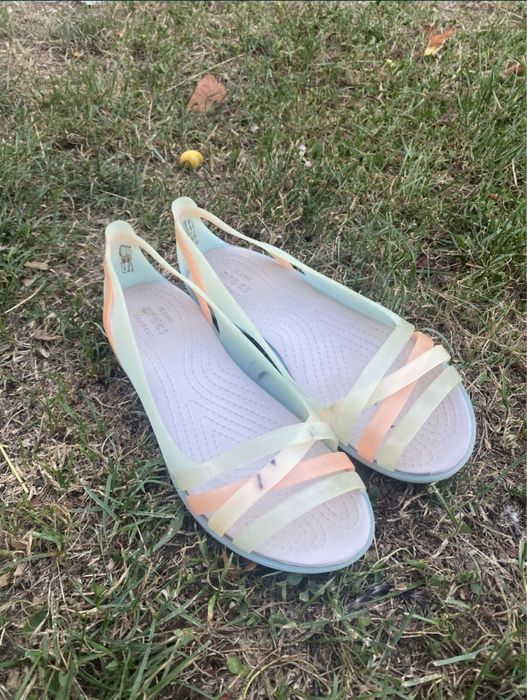 Жіночі сандалії Crocs 37-38 (24.5см)