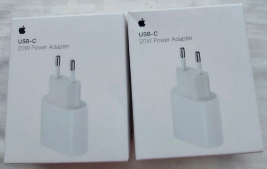 Продам сетевой адаптер Apple USB-C 20W White.