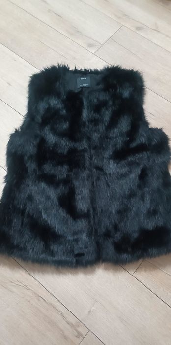 Kamizelka futrzana Bershka L