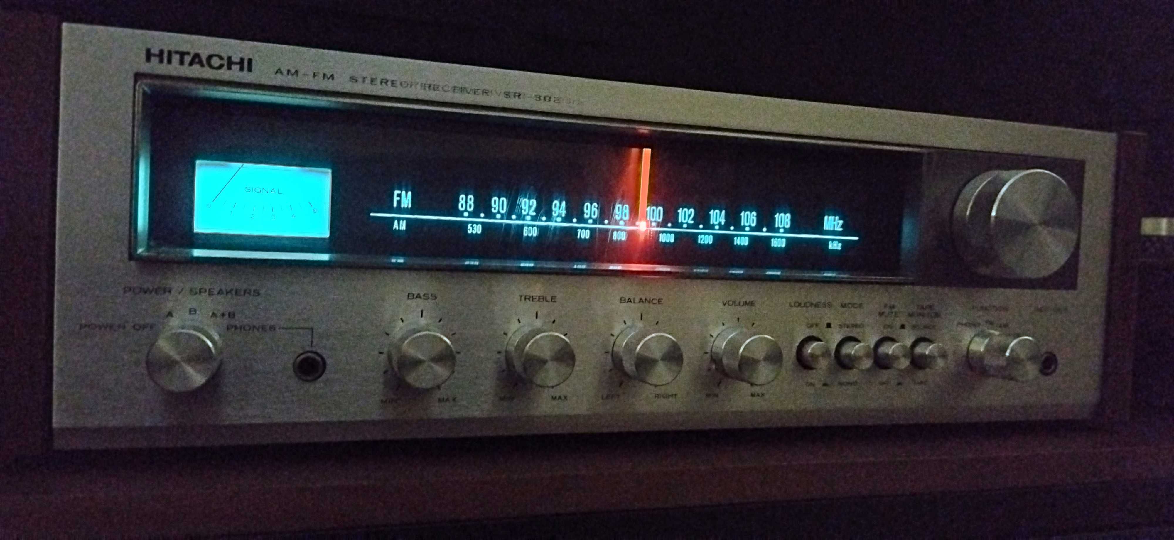 Amplituner Hitachi SR-302 vintage