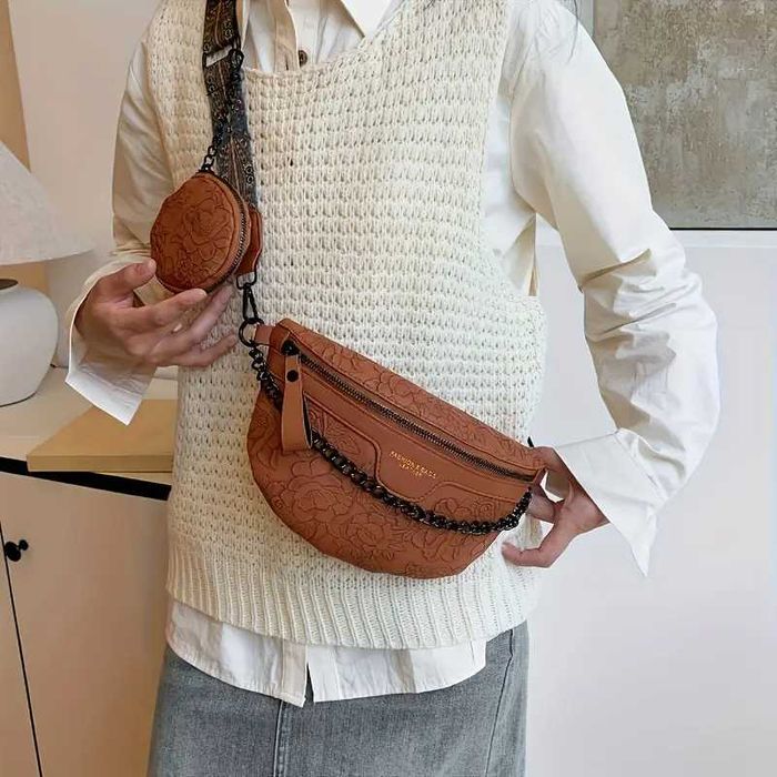 Torebka na ramię nerka