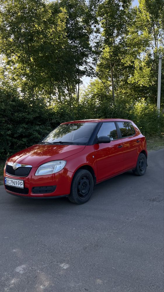 Продам Skoda fabia 1.2
