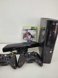 Xbox 360E 2 pady Kinect plus fifa