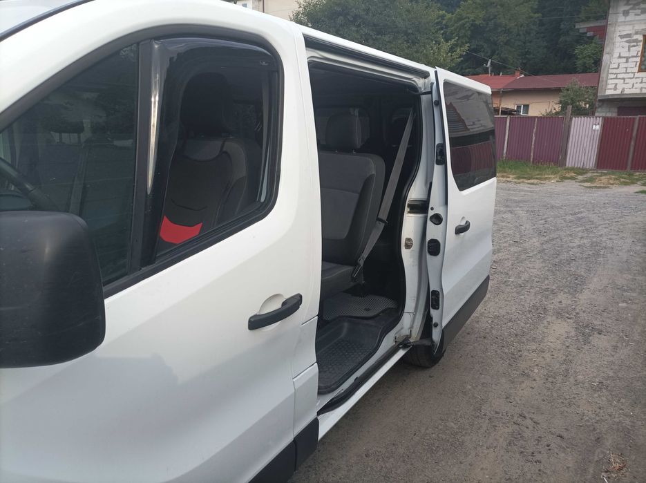 Авто Opel Vivaro -2015 рік