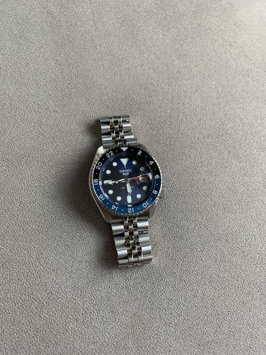 Relógio Seiko 5 Sports GMT