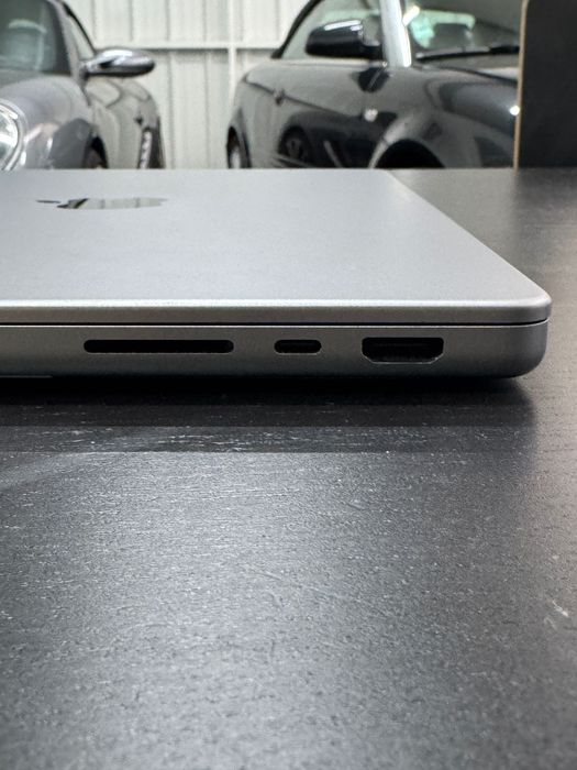 MacBook Pro 14" M1 Pro (16-Core GPU) – 16GB / 1TB