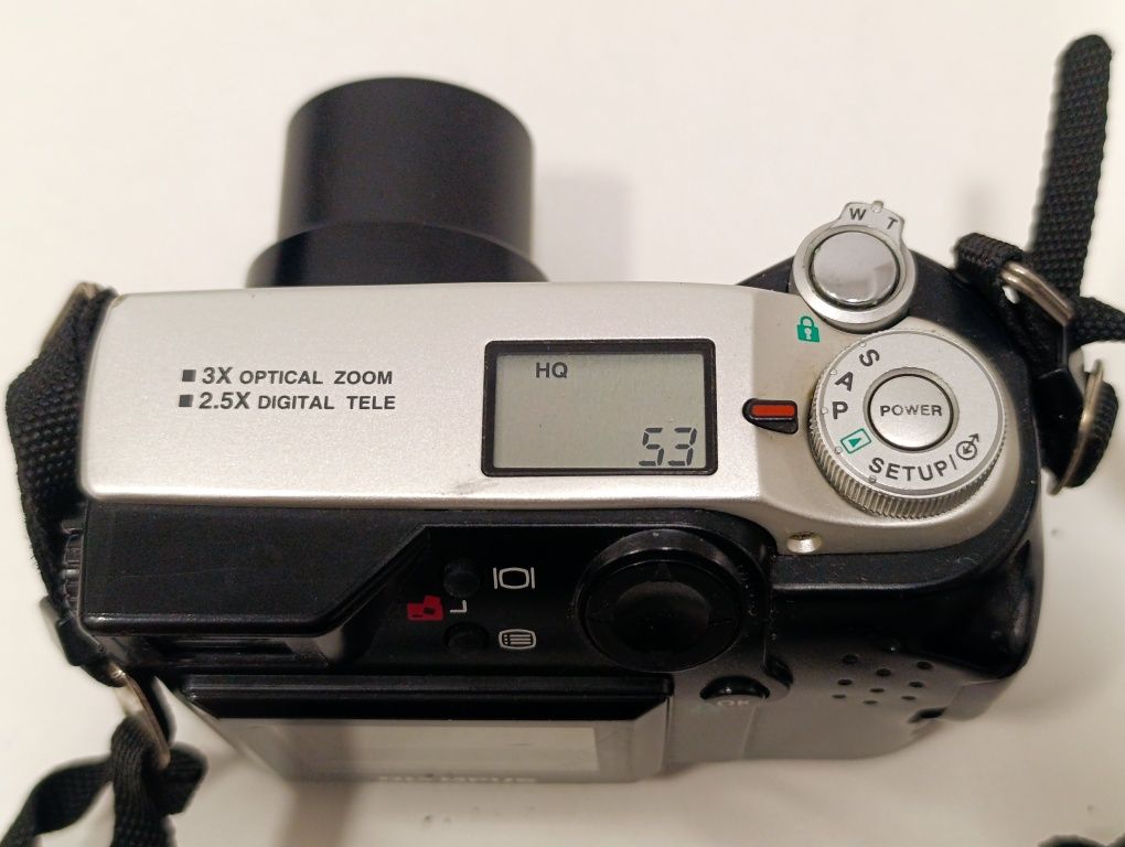 Aparat cyfrowy OLYMPUS C-2000 2mp f/2.0 MANUAL vintage retro CCD 100%