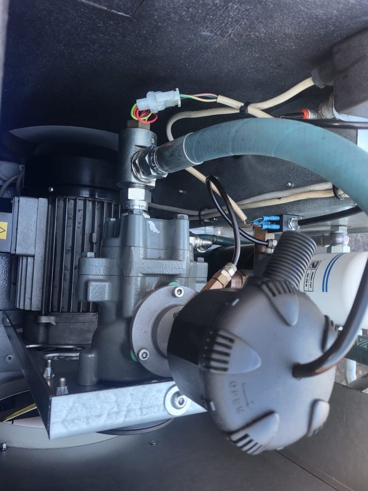 Kompresor śrubowy Atlas copcco  Ceccato
