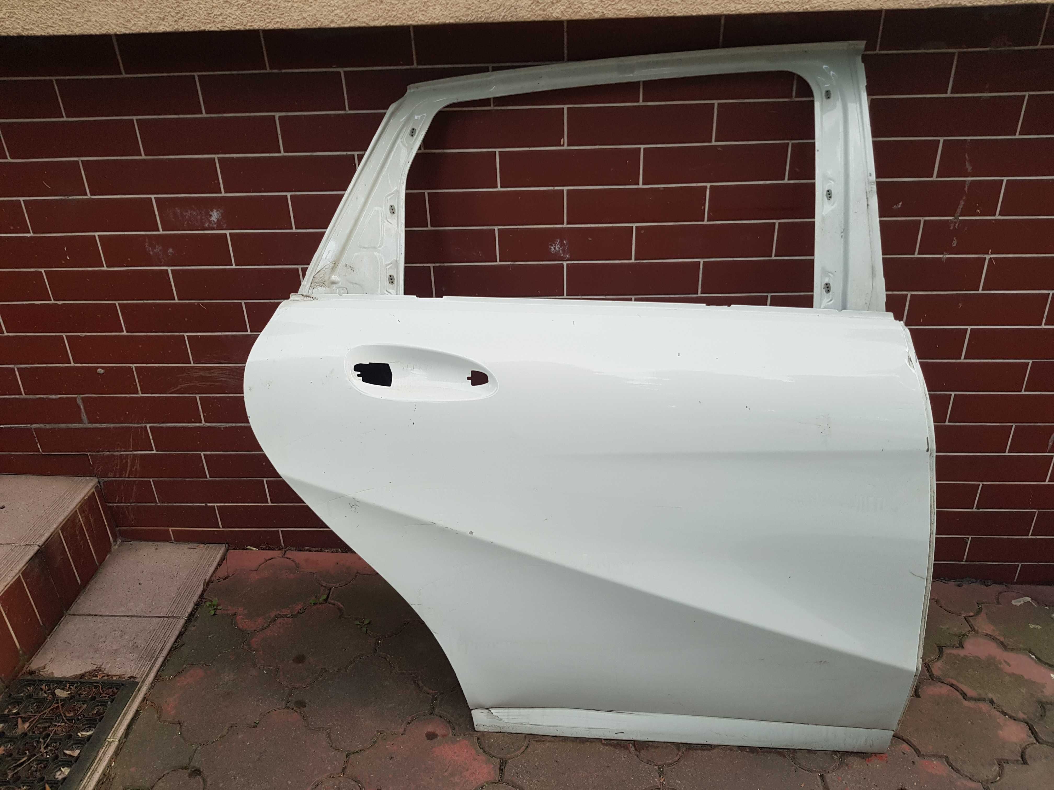 Drzwi tylne prawe mercedes B Klasa w 246