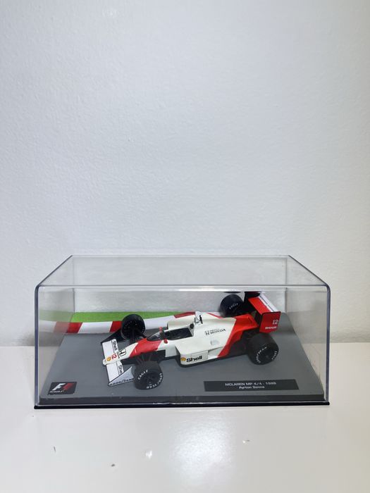 Mclaren MP4-4 -Ayrton Senna